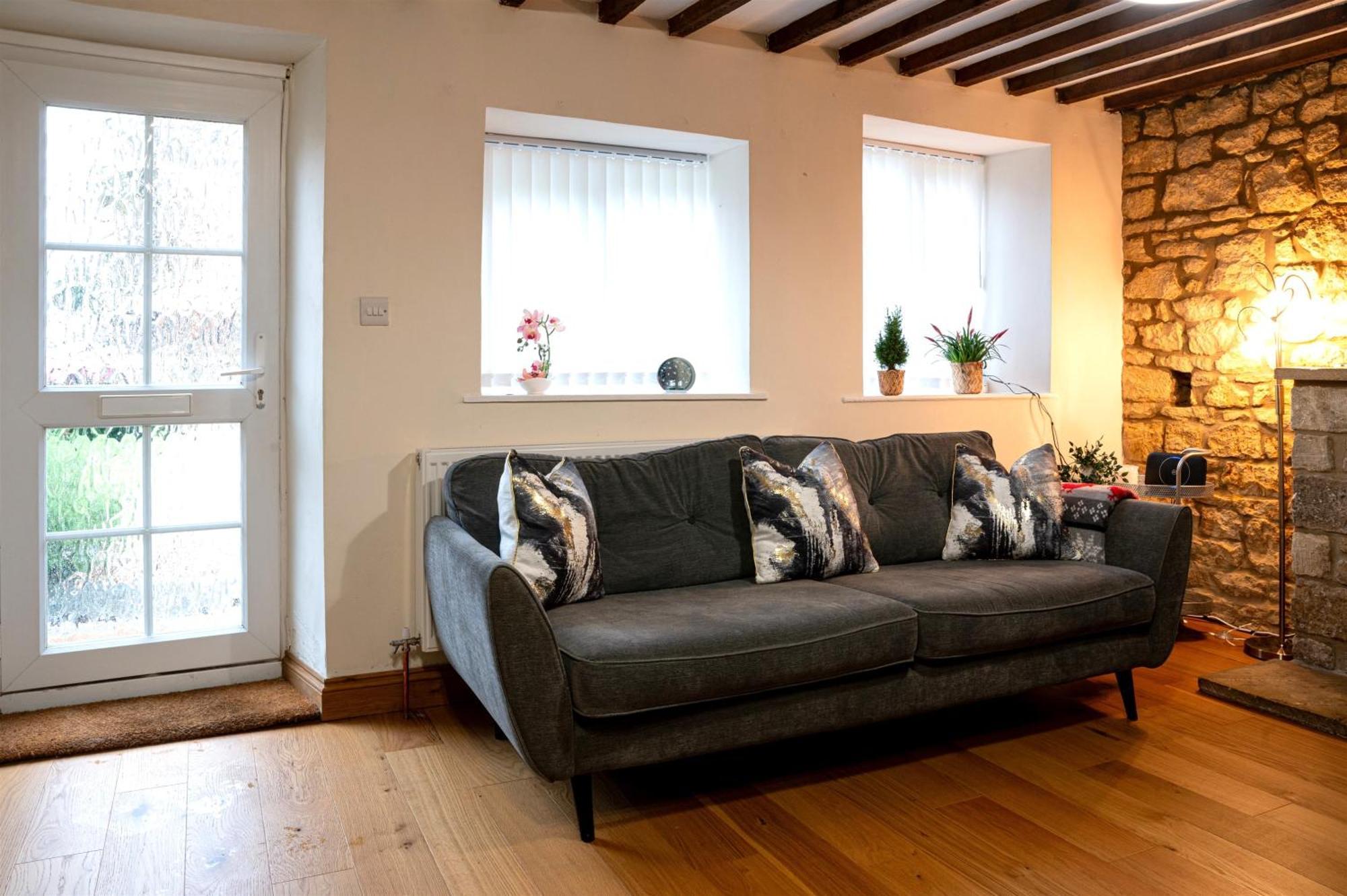 2 Bedroom Charming & Luxury Malt Cottage, Garden, Netflix, Free Parking Bourton-on-the-Water Exterior photo